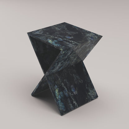 Carrefour End Table